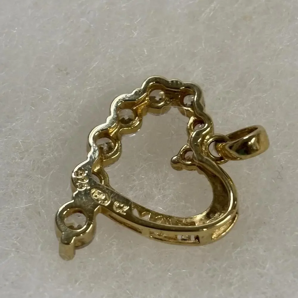 Sterling Mom heart pendant - Picture 2 of 5